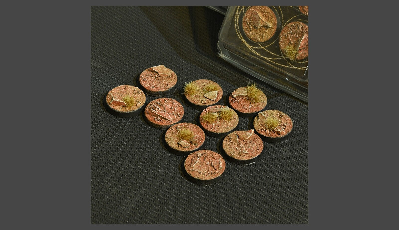 Badlands Bases Round 25mm (x10)