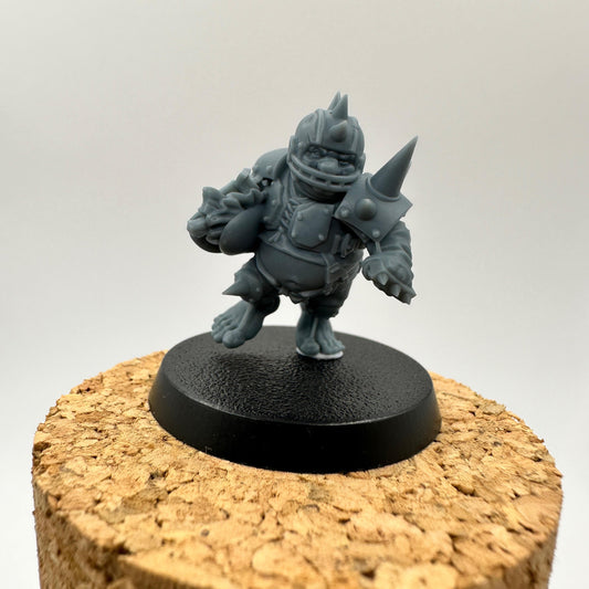 28mm Halfling Blitzer Star Player